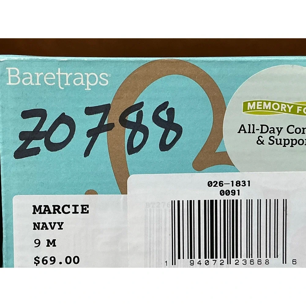 Baretraps Marcie Flats Womens 9 Navy Memory Foam Pleated Round Toe